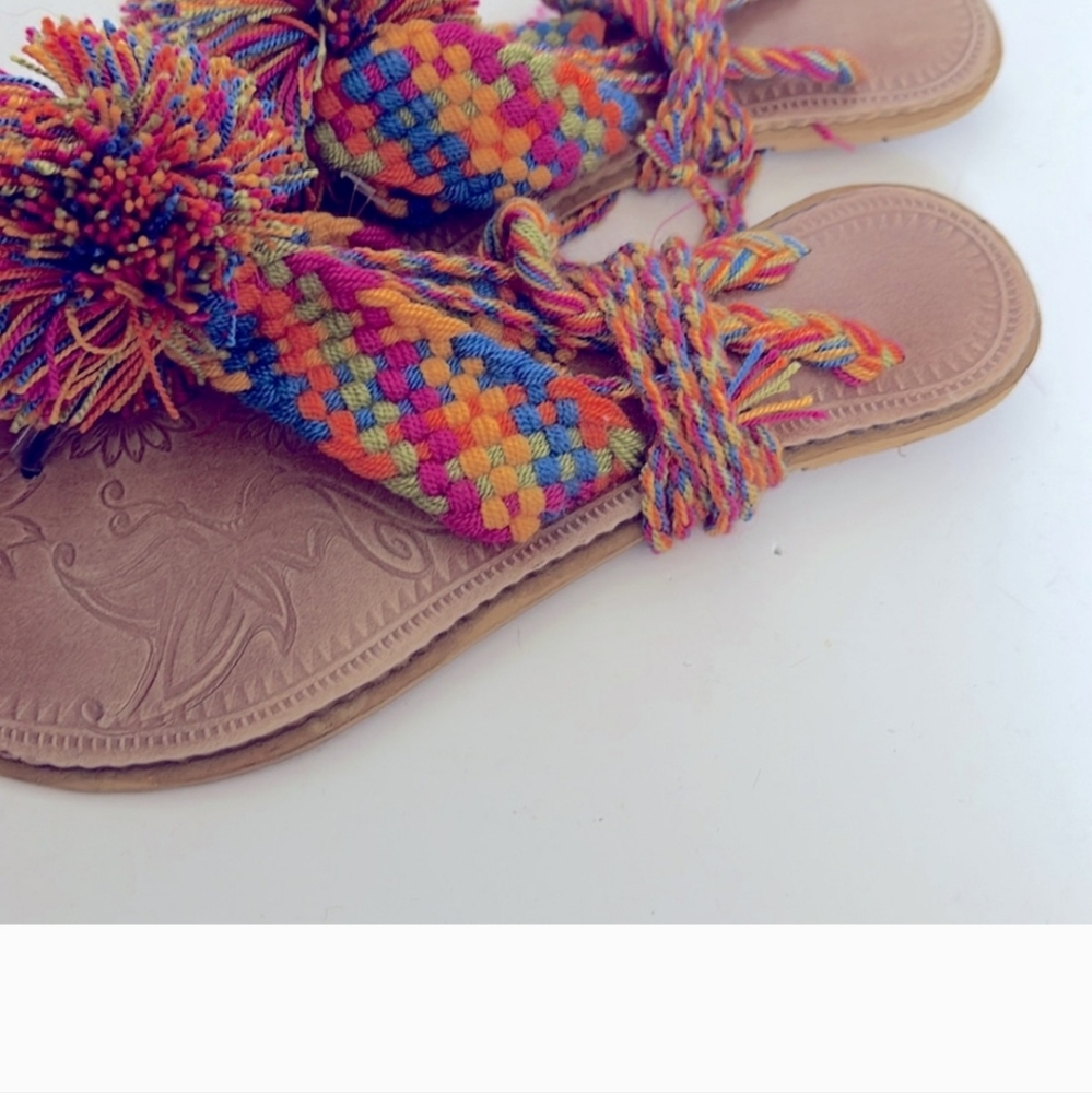 NWOT Katico Colorful Pom-Pom Women's Sandals - Picture 4 of 6